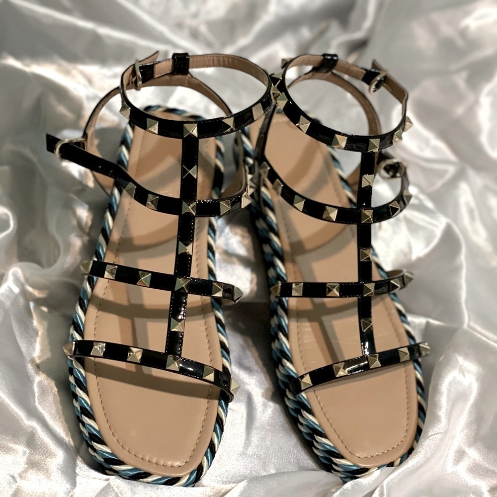 Valentino Black Patent Leather Rockstud Torchon Cage Espadrille Flats (size 40)